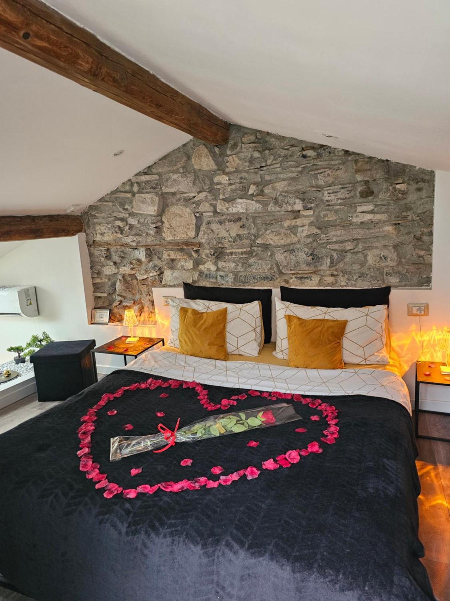 Luxury Room La Terrazza Sul Lago Di Como Blevio Exteriör bild